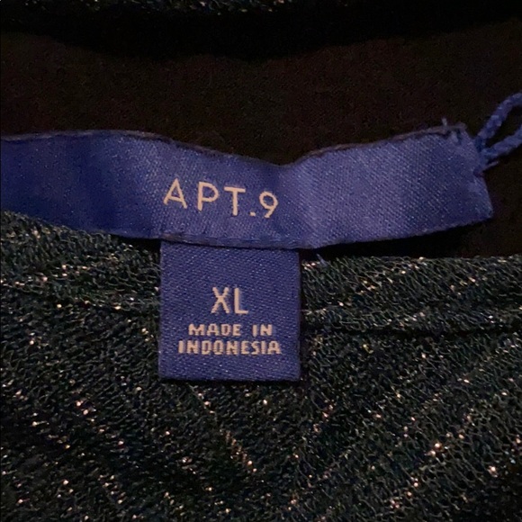 Sweater - Picture 2 of 2